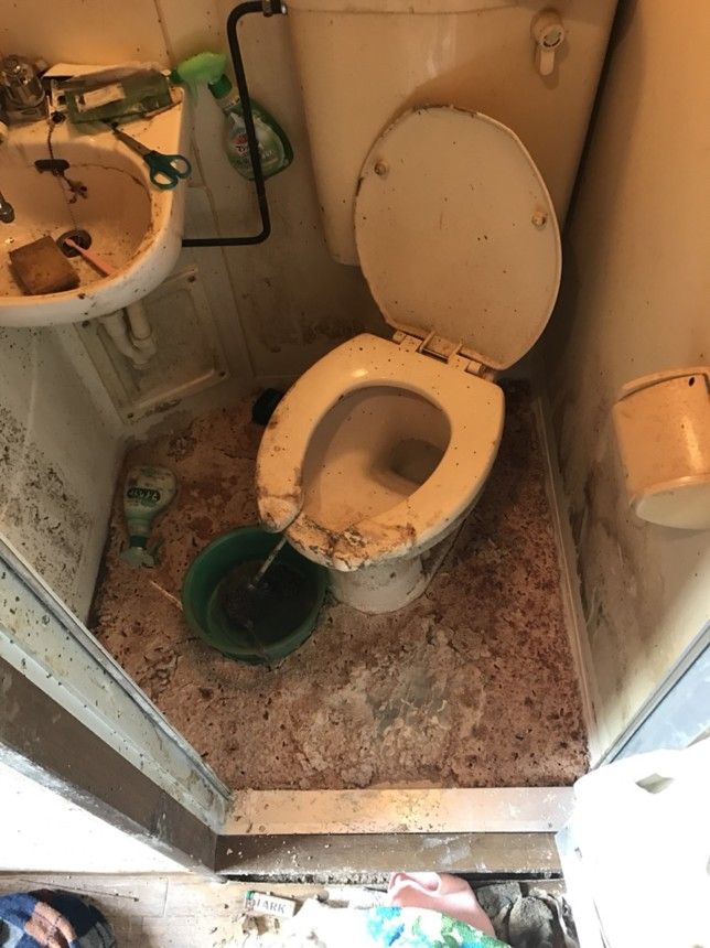 大阪市東淀川区での特殊清掃|作業前