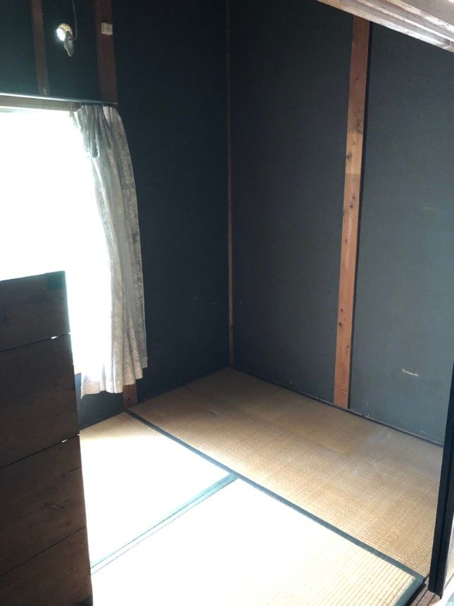 三木市の農家のお家。解体前提なら、残す物があります